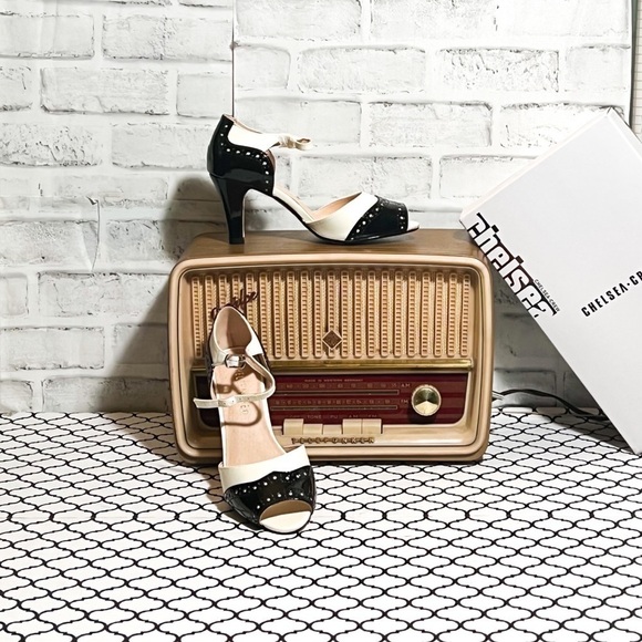 Chelsea Crew Primed For Playfulness T-Strap Heel - Picture 3 of 5